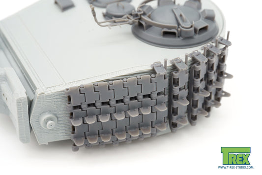 1/35 Spare Track Holder Set w/Cleated Track Links for Tiger I Mid Production