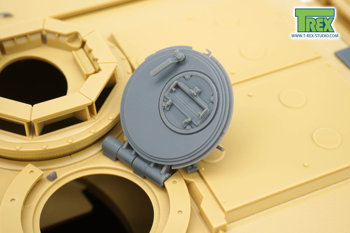 1/35 Loader's Hatch for M1A1 w/Covers Mounted Blow-Off Panel/M1A2